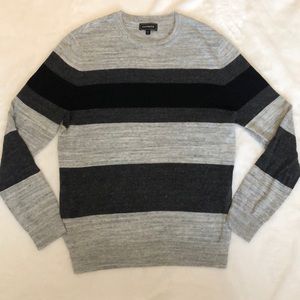 NWOT Express crew neck sweater